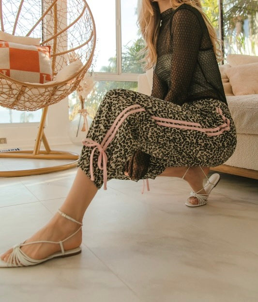 Leopard Print Jogger Pants in Jo