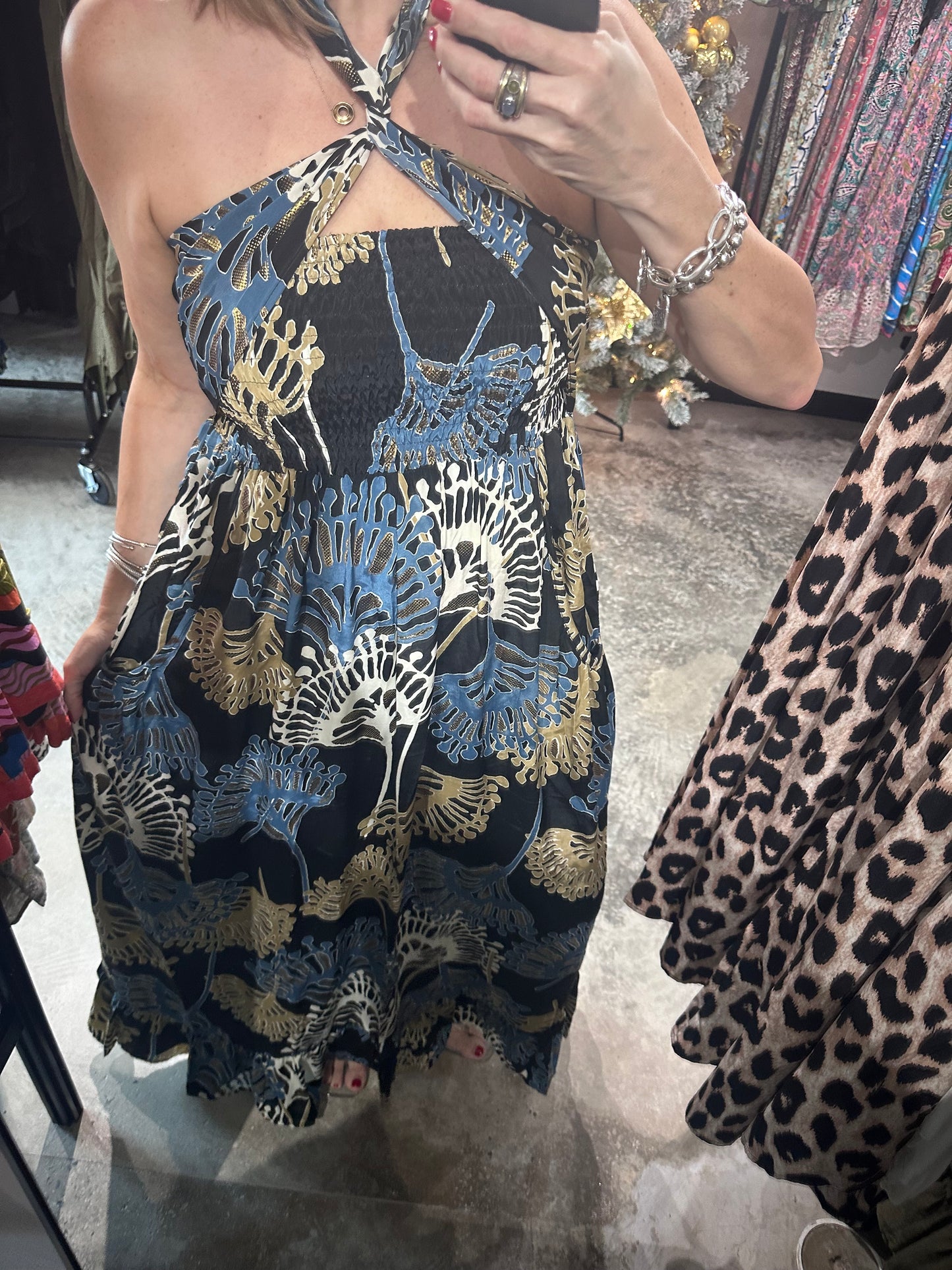 One Size Tie Strapless Maxi Dress