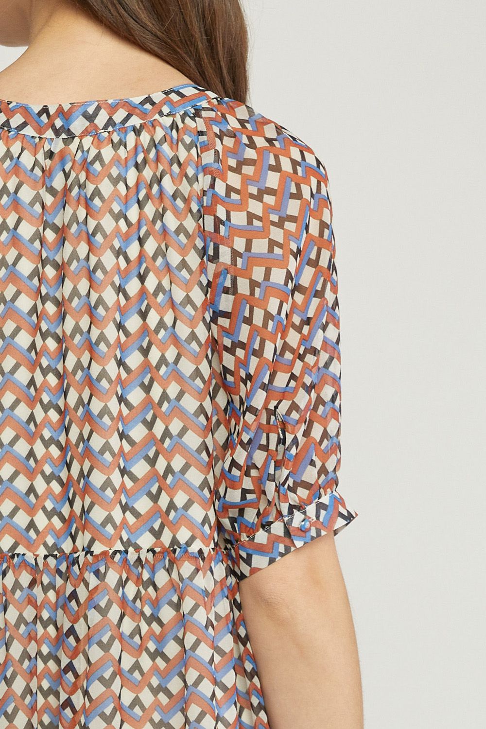 Small - Zigzag V-Neck Short Dress