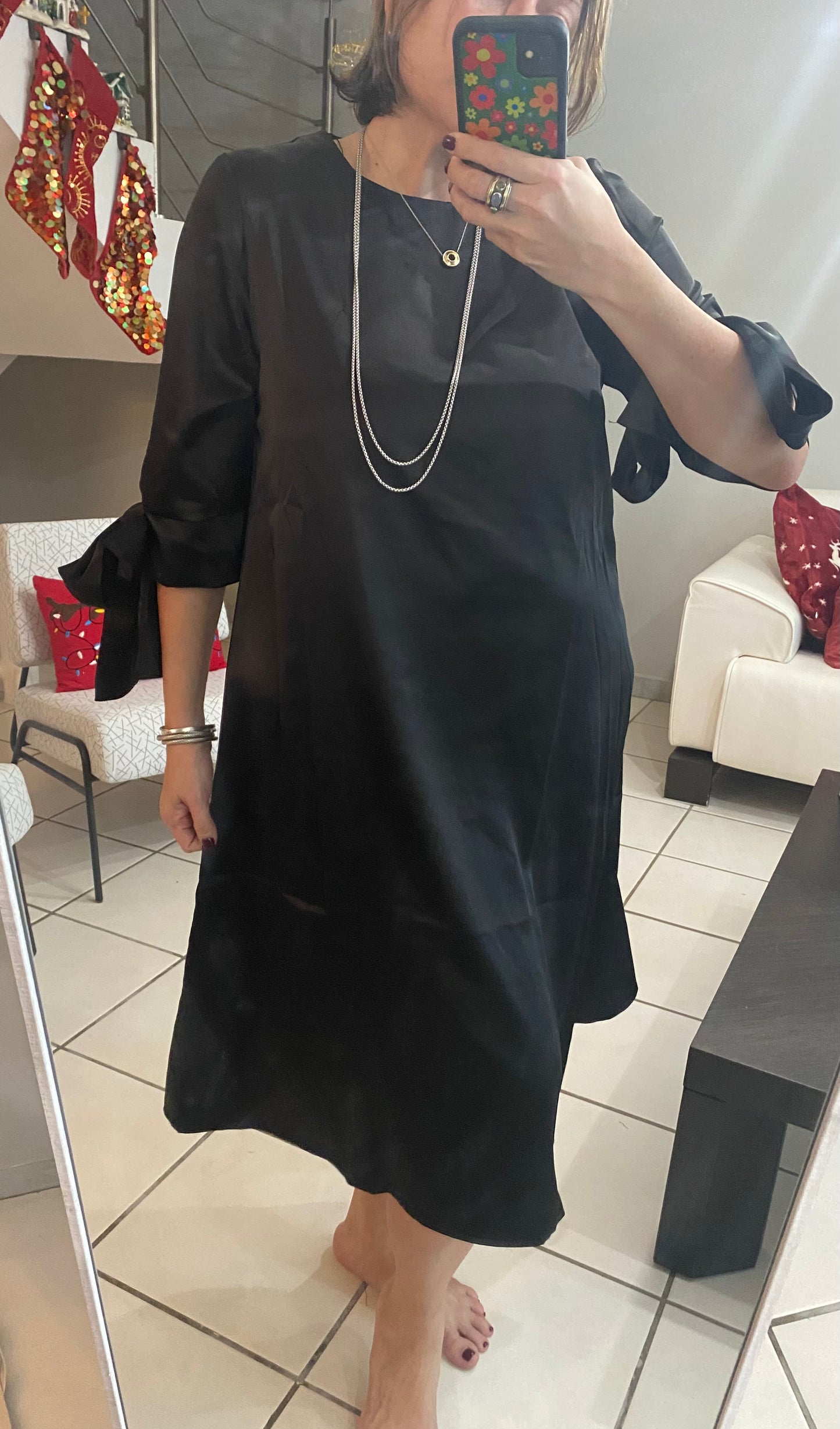 Small - Solid Tied Midi Dress in Black