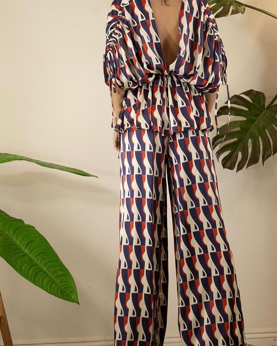 Medium - Red Multi Pant