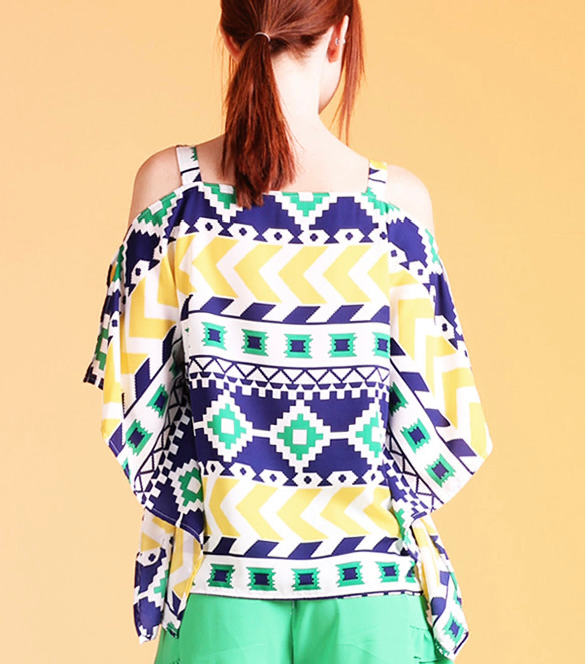 Small - Flowy Pattern Top