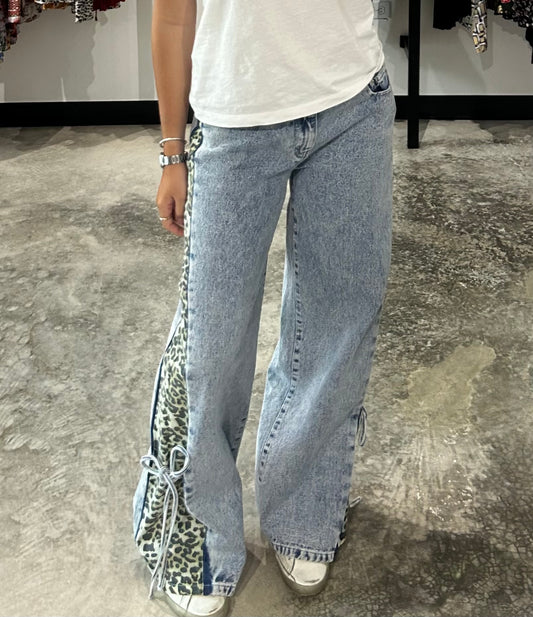Leopard Contrast Denim Pants
