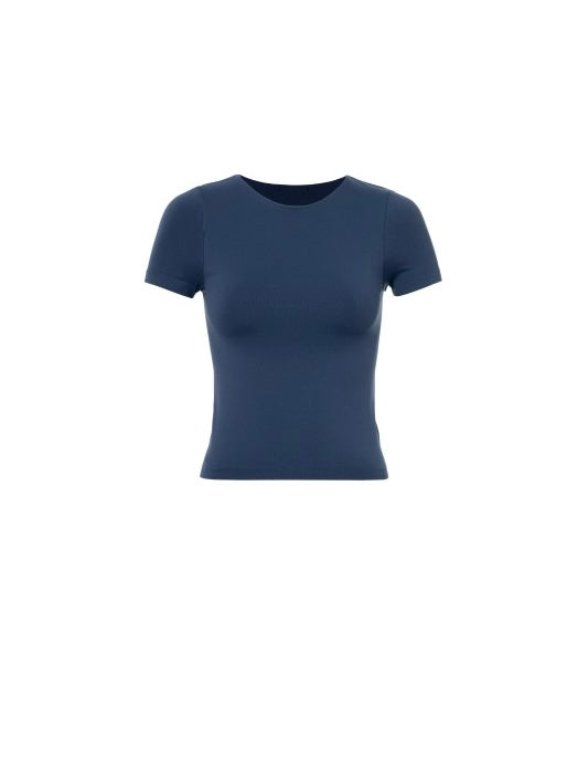 One Size - Short Sleeve Invisible Basic Top
