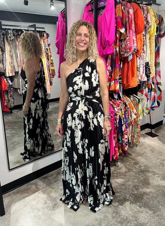 Large - One Shoulder Pleated Semi Formal  Maxi Dress