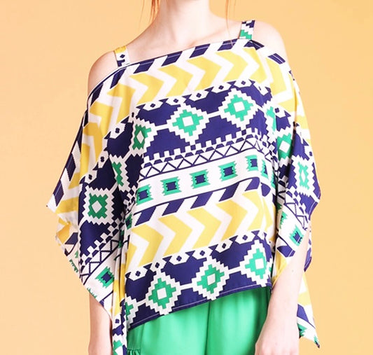 Small - Flowy Pattern Top