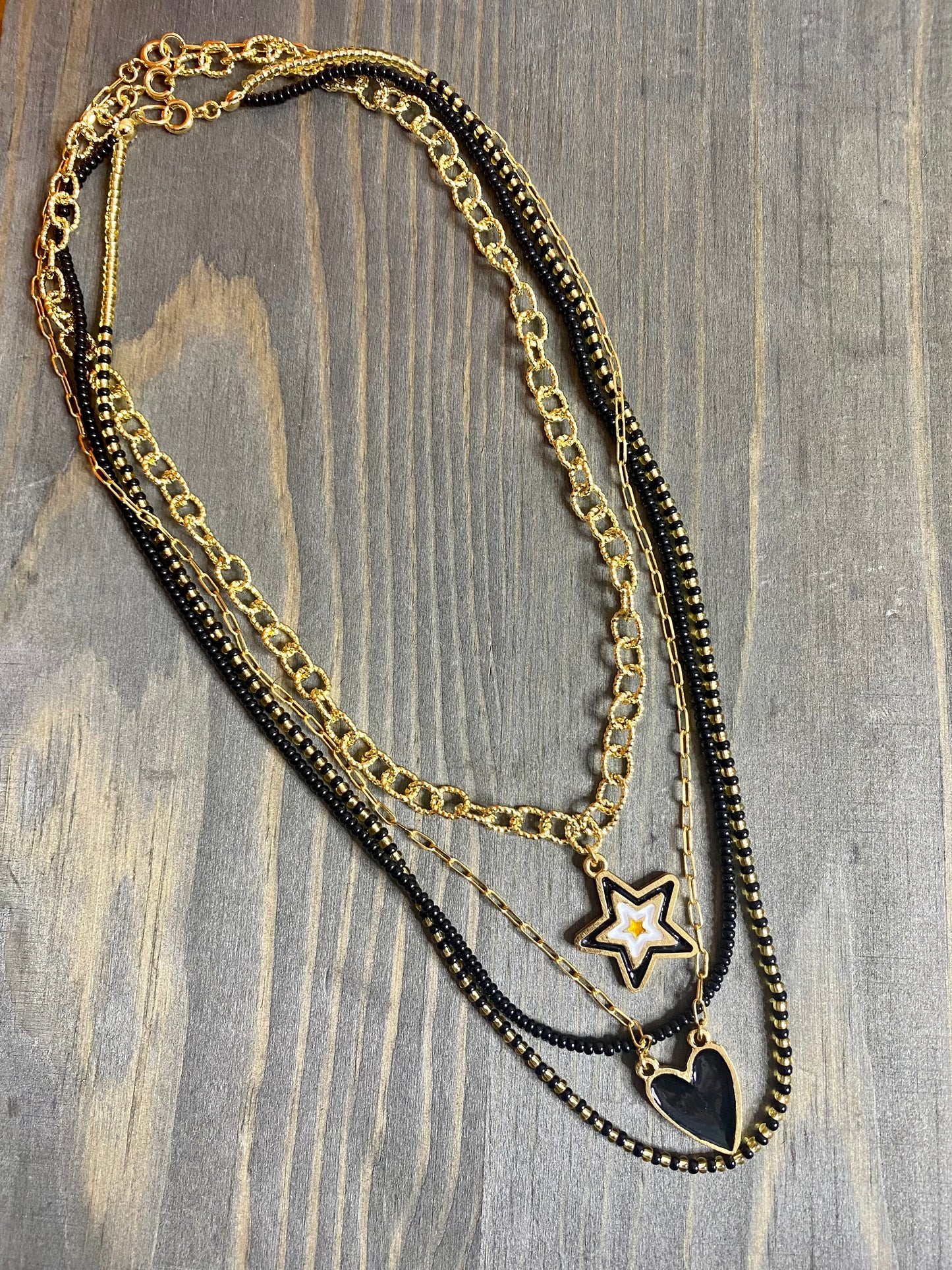 Collares - Black Heart & Star Gold Layers